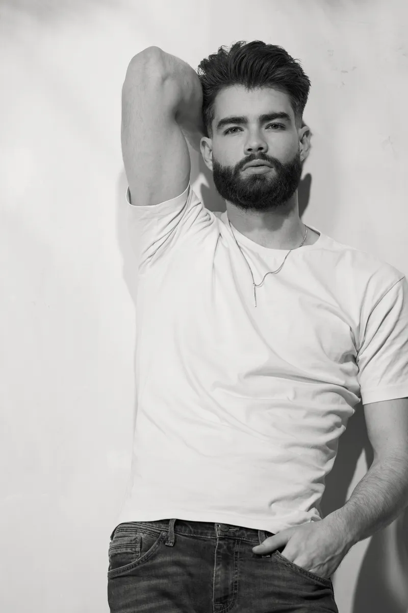 Jeans & white t-shirt